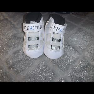 Jordan 11 “legend blue” (infant)
